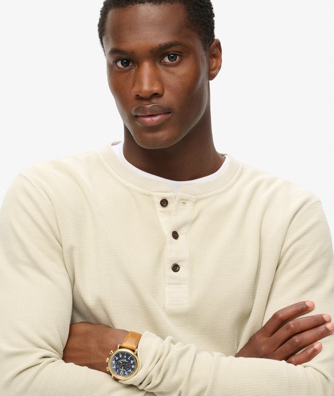 Camiseta Superdry de manga larga cuello con botones Col. Light beige stone - Imagen 3