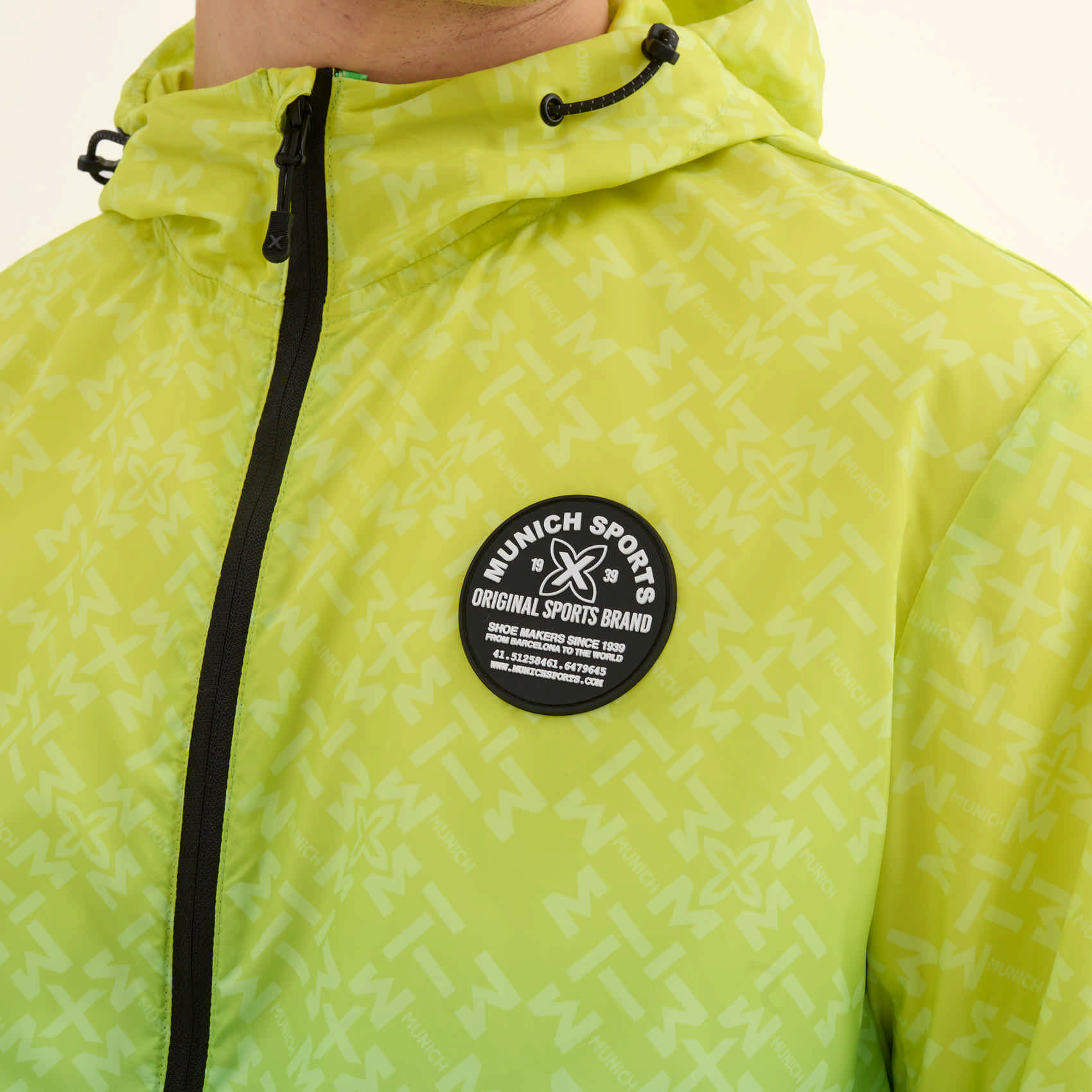 Cortavientos Munich Streetwear Windbraker Monogram - Imagen 3